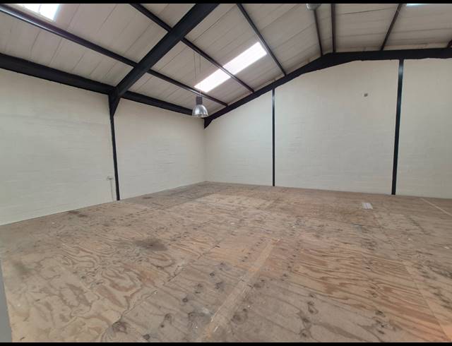 417M² WAREHOUSE TO LET IN MAITLAND